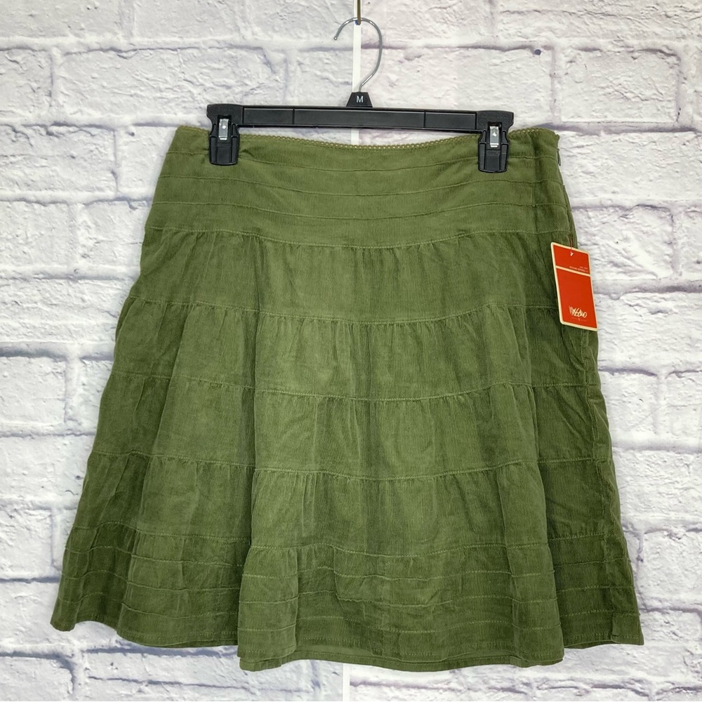 🌿✨ NWT Mossimo Supply Co. Olive Green Tiered Mini Skirt – 90s Vibe ✨🌿 - Picture 3 of 12